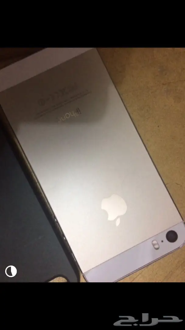 ايفون 5s  غير مفكوك ونظيف جدا  خالي من الخدوش