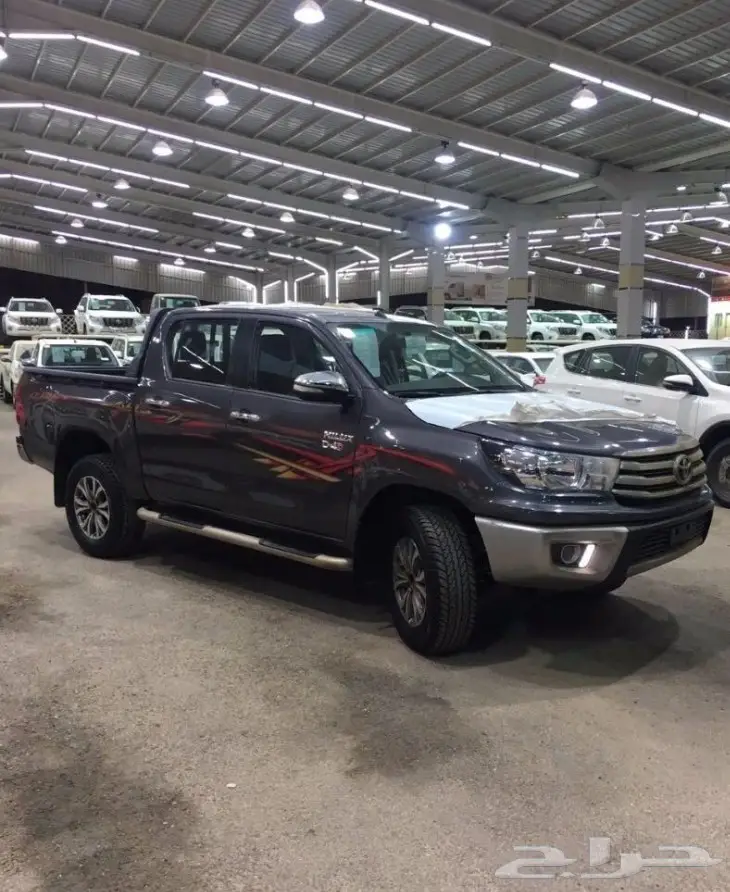 تويوتا هايلوكس ديزل دبل موديل 2017 (image 2)