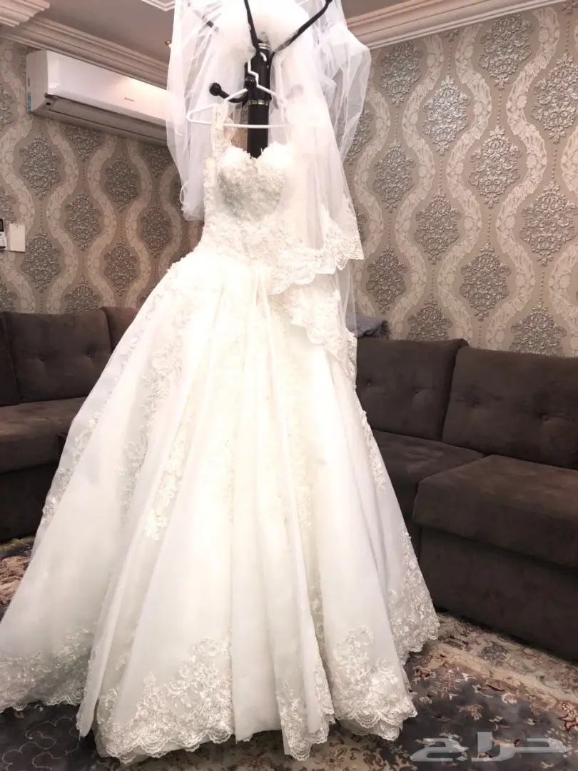 فستان زفاف 