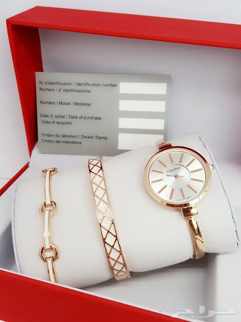 أطقم كالفن كلاين النسائية الجديدة - ألوان مذهلة! (image 8)