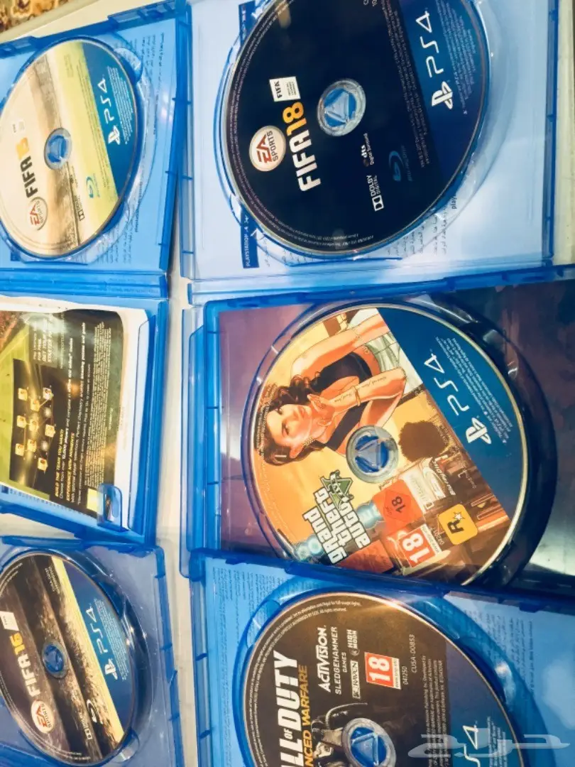 للبيع بلاستيشن 4 PS (image 3)