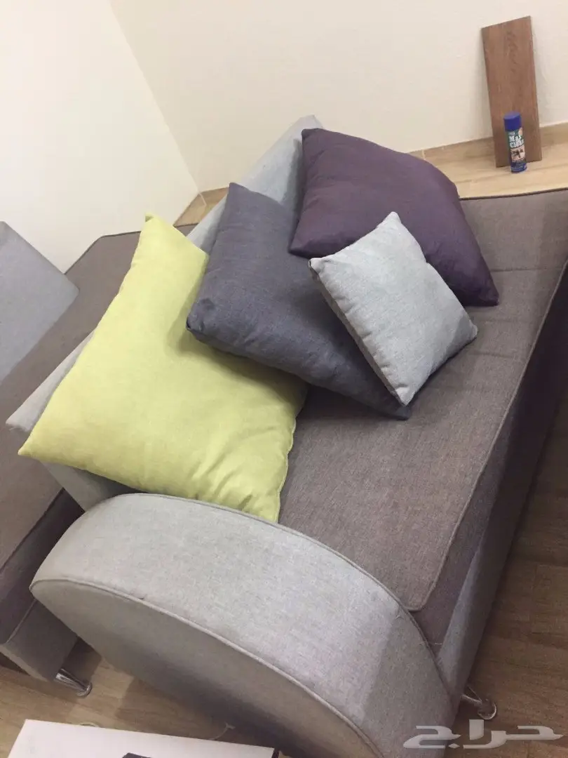 مجلس عزاب للبيع  (image 3)