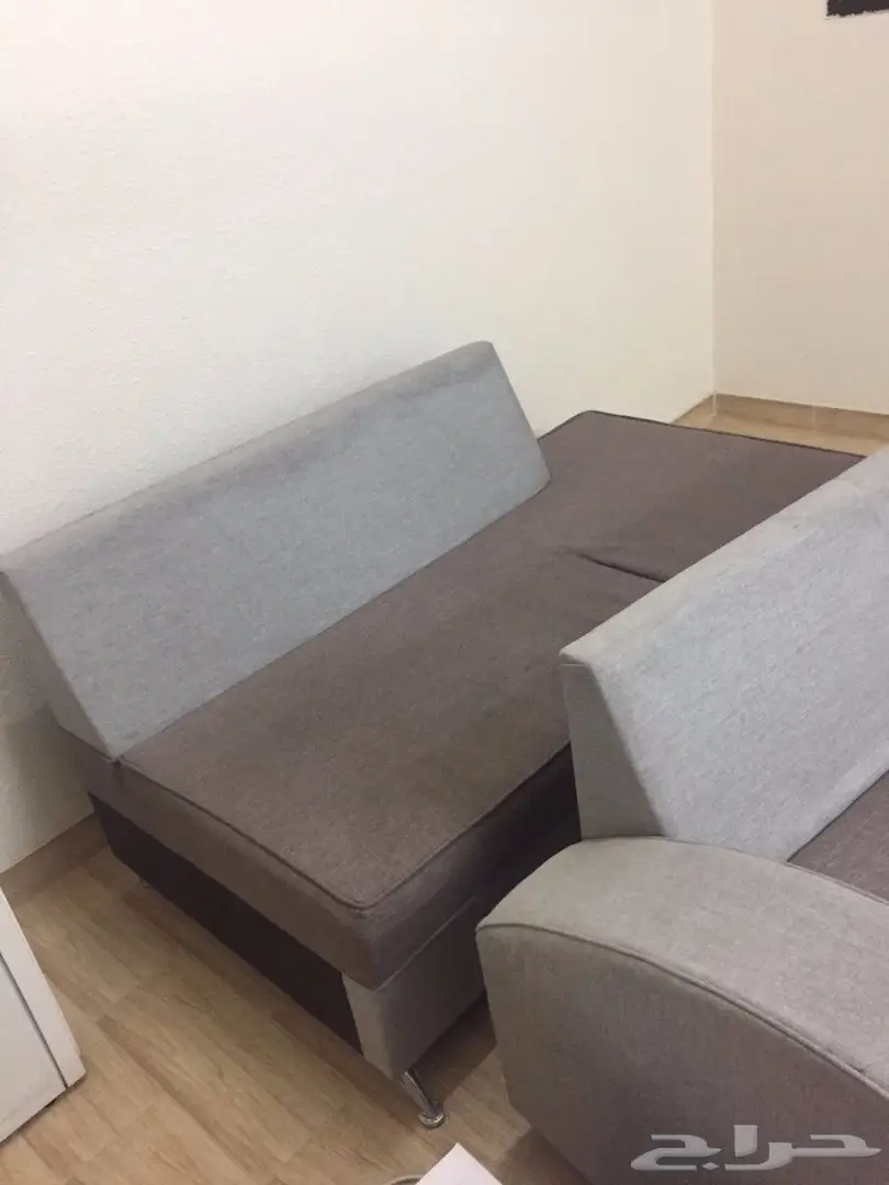 مجلس عزاب للبيع  (image 4)