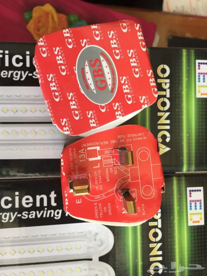 افياش ولمبات LED بجودة عالية 