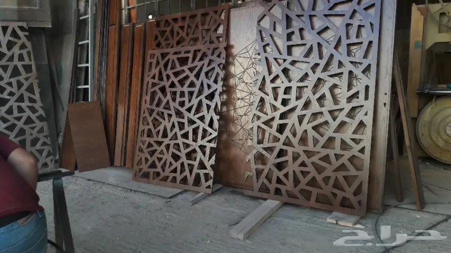 معلم   ابواب خشبية وديكورات  (image 7)