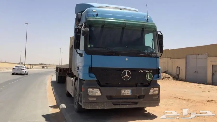  شاحنات للبيع (image 1)