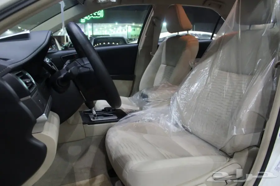    تويوتا كامري GL بريمي موديل 2017 (image 8)