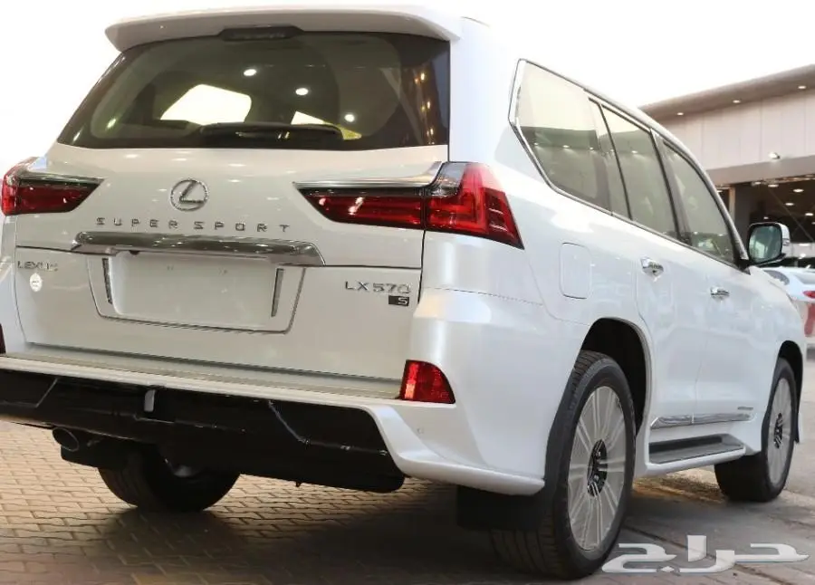 للبيع لكزس 2018بريمي ابيض داخل بيج  (image 1)