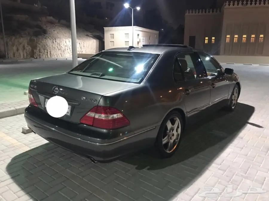 للبيع لكزس LS430 موديل 2005 وارد أمريكا (image 9)