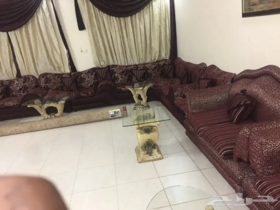 مجلس للبيع مكة