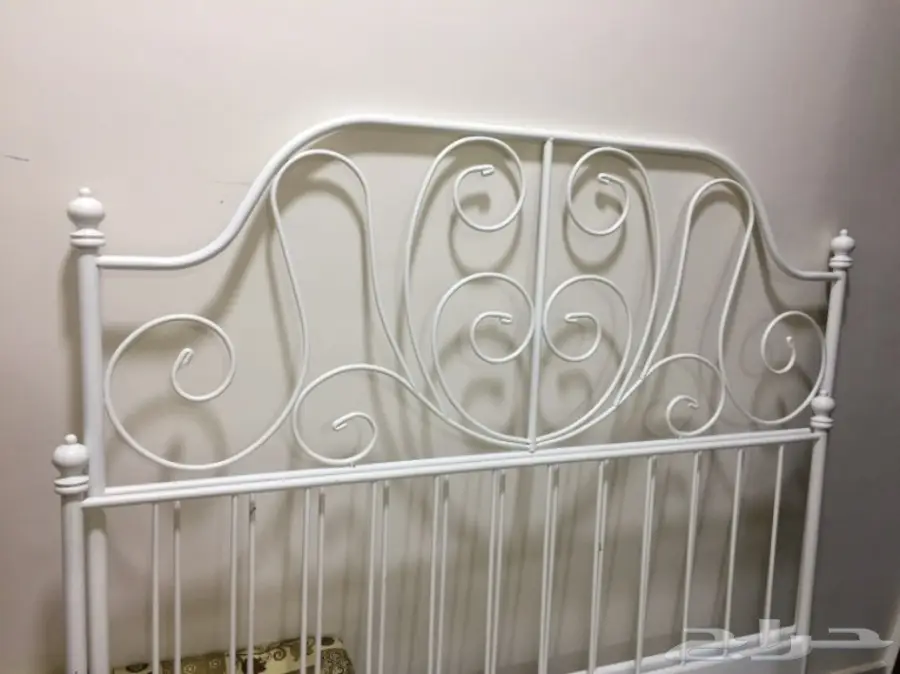 سرير ايكيا نفر ونص 