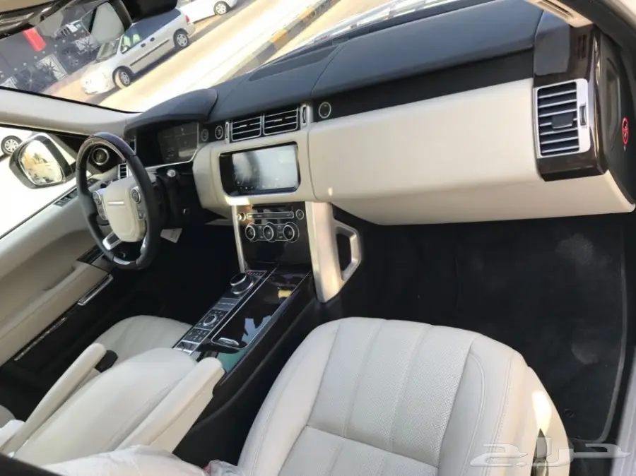 رانج روفر NA موديل 2017 ( عرض خاص ) (image 4)