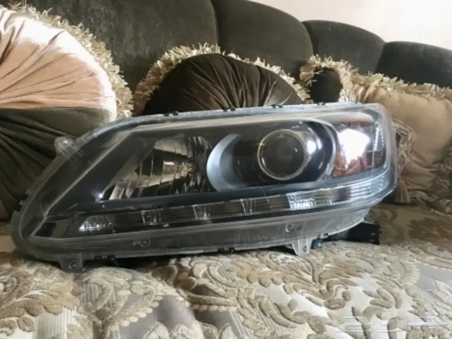 البيع شمعه يسار هوندا اكورد 2016 