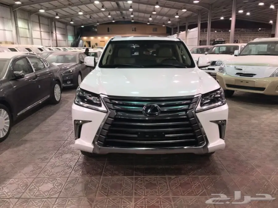  لكزس ال اكس 570 ابيض 2016 - معرض سما 2 (image 29)