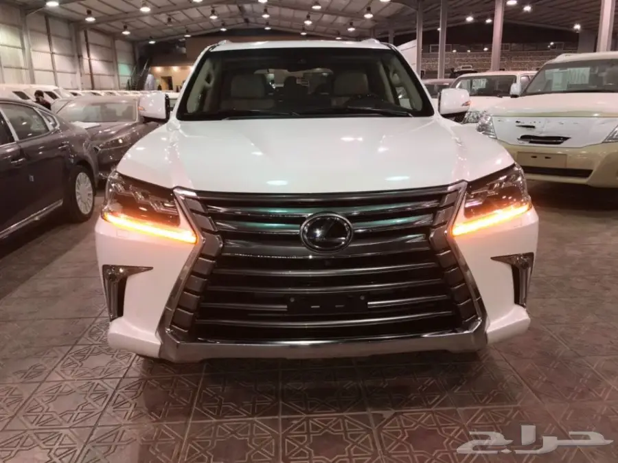  لكزس ال اكس 570 ابيض 2016 - معرض سما 2 (image 30)