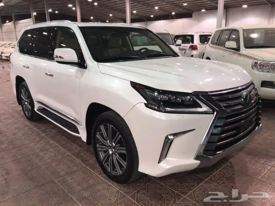 لكزس ال اكس 570 ابيض 2016 - معرض سما 2 (image 32)
