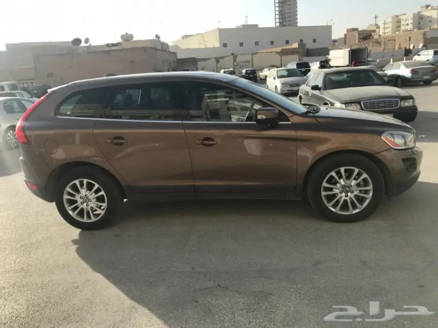 جيب فولفو XC60 فل كامل 2010