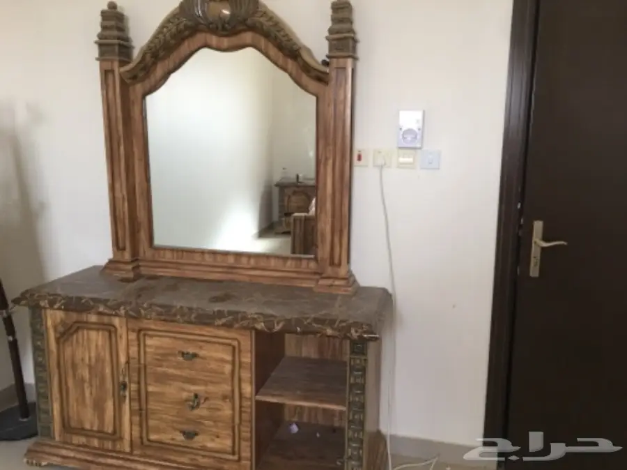 غرفة نوم نظيفة للبيع  (image 3)