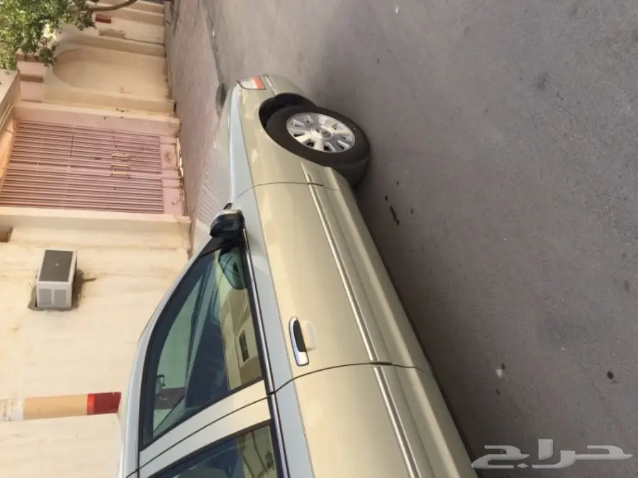 فورد ماركيز 2005 فل كامل للبيع (image 9)