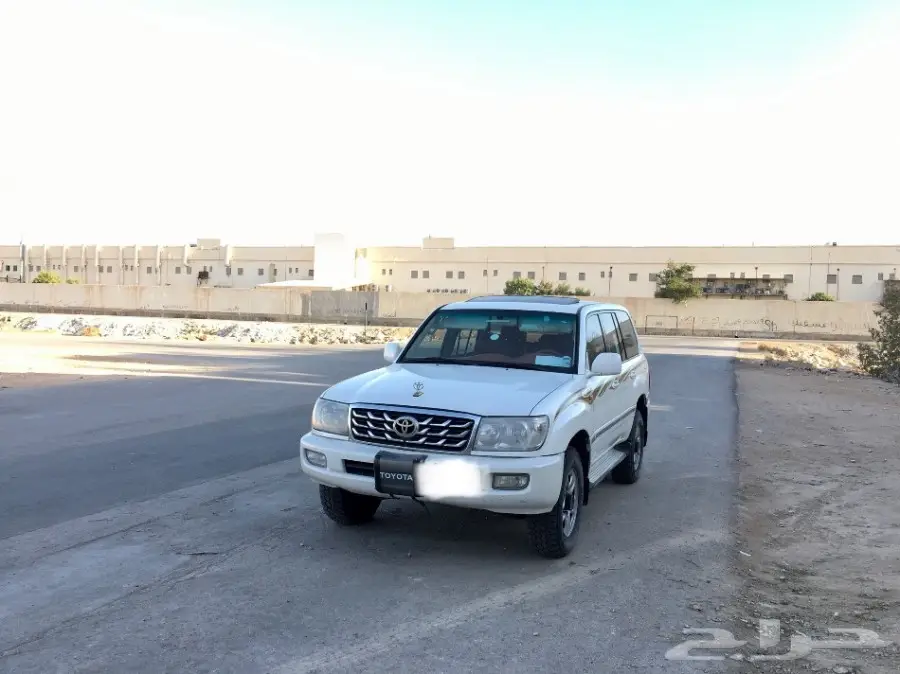 للبيع لاندكروزر في اكس ار فل كامل  (image 10)