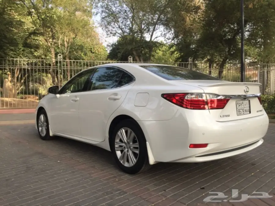 لكزس  ..ES 350   ..2014 ..CC ..  وكاله مخزن  (image 21)