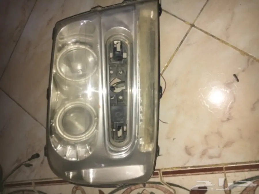 شمعات أماميه ترل  بليزر بحاله ممتازة  (image 2)