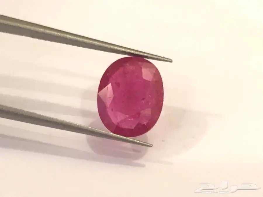 حجر زفير وردي بشهادة سوليتير