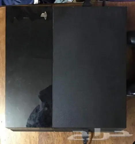 بلاستيشن 4 للبيع