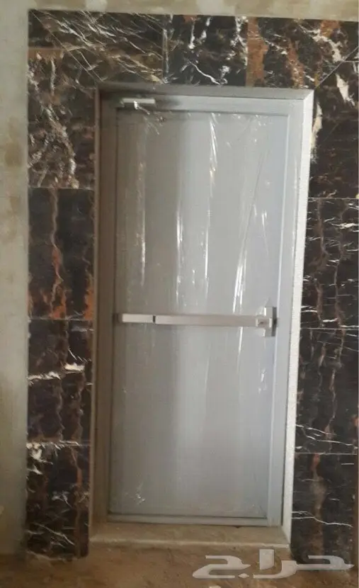 أبواب الطوارئ: رؤية واضحة وأمان تام (image 1)