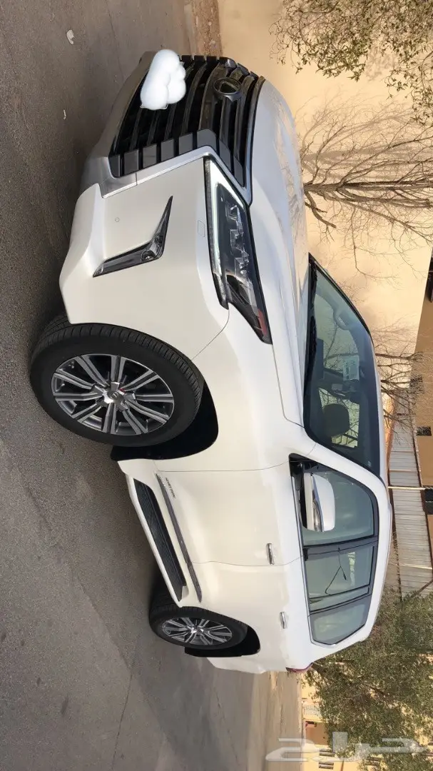 لكزس LX 2016  سعودي  نظيف (image 1)