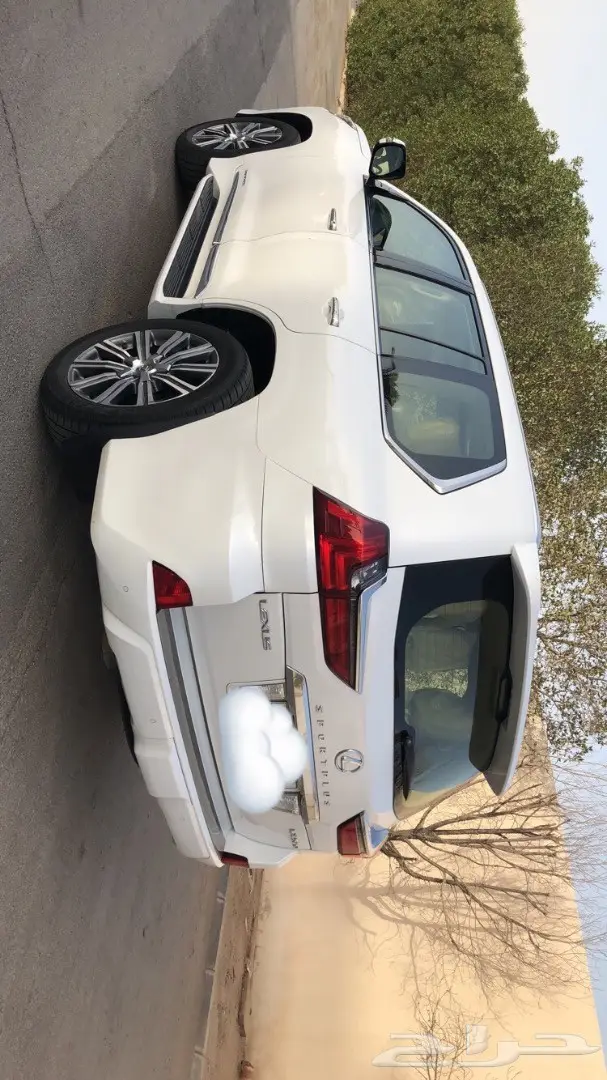 لكزس LX 2016  سعودي  نظيف (image 5)