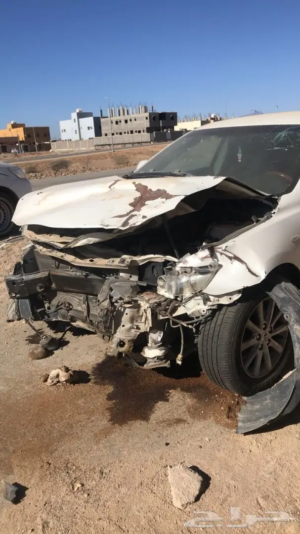 كامري مصدوم للبيع 2010 (image 3)