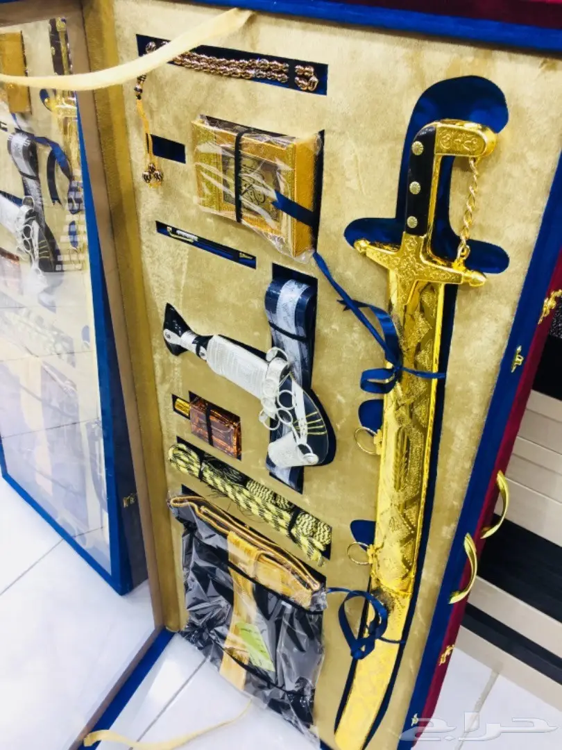 طقم هدايا فاخر - فرصة لا تُفوت!