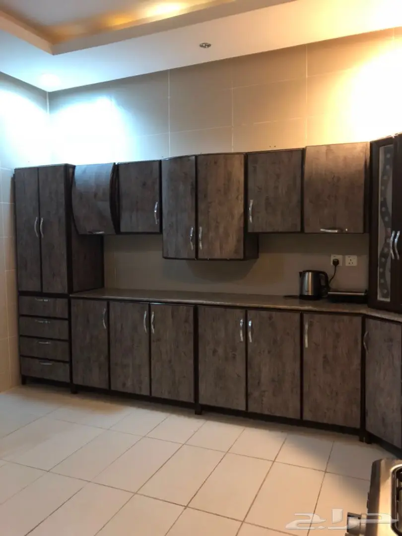 مطبخ نظيف مستخدم سنه فقط (image 2)