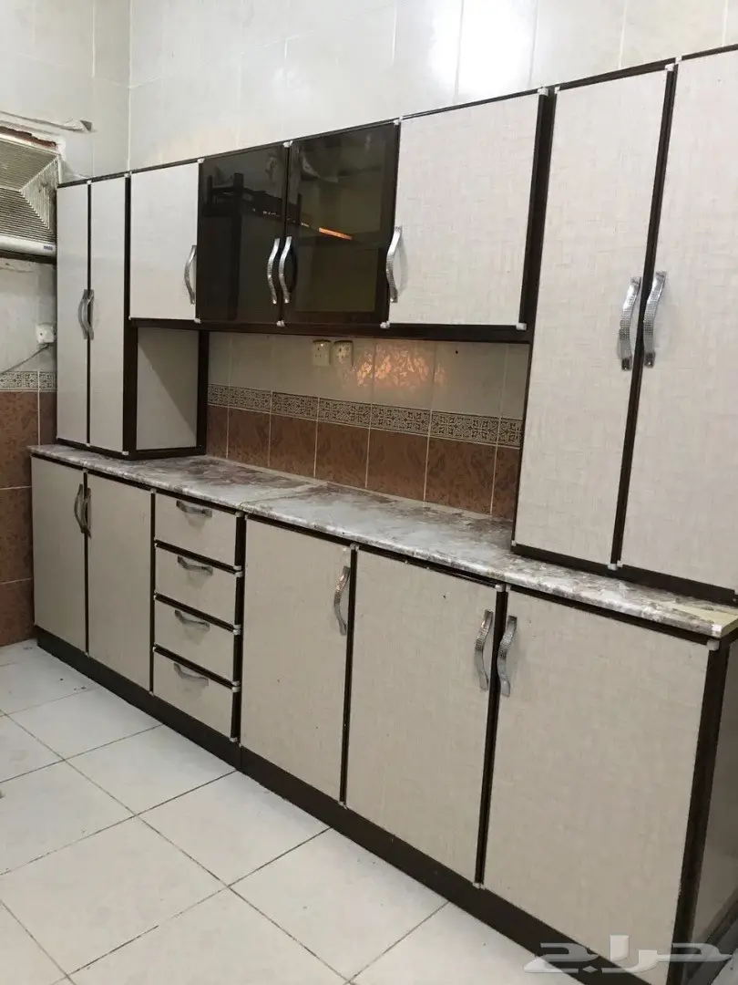 دولاب مطبخ مع مجلى للبيع العاجل نظيف (image 1)