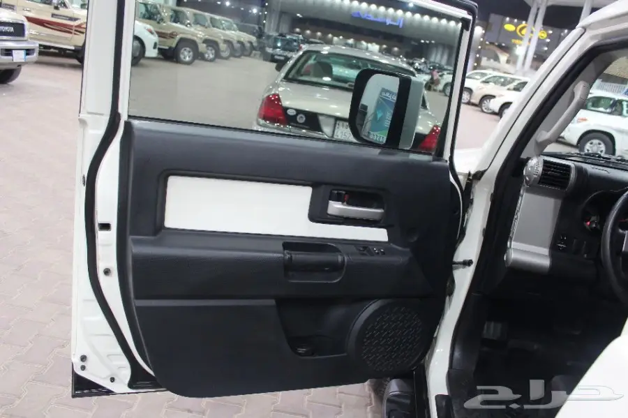 تويوتا - اف جي موديل 2016 سعودي (image 12)