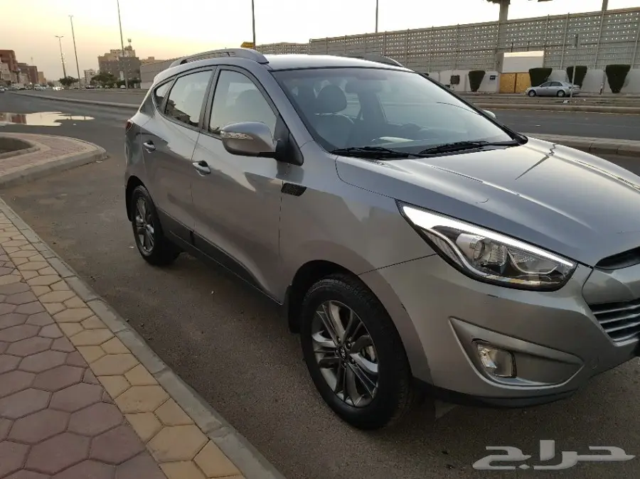 للبيع هونداي تسكان 2015 استاندر بودي وكالة (image 4)