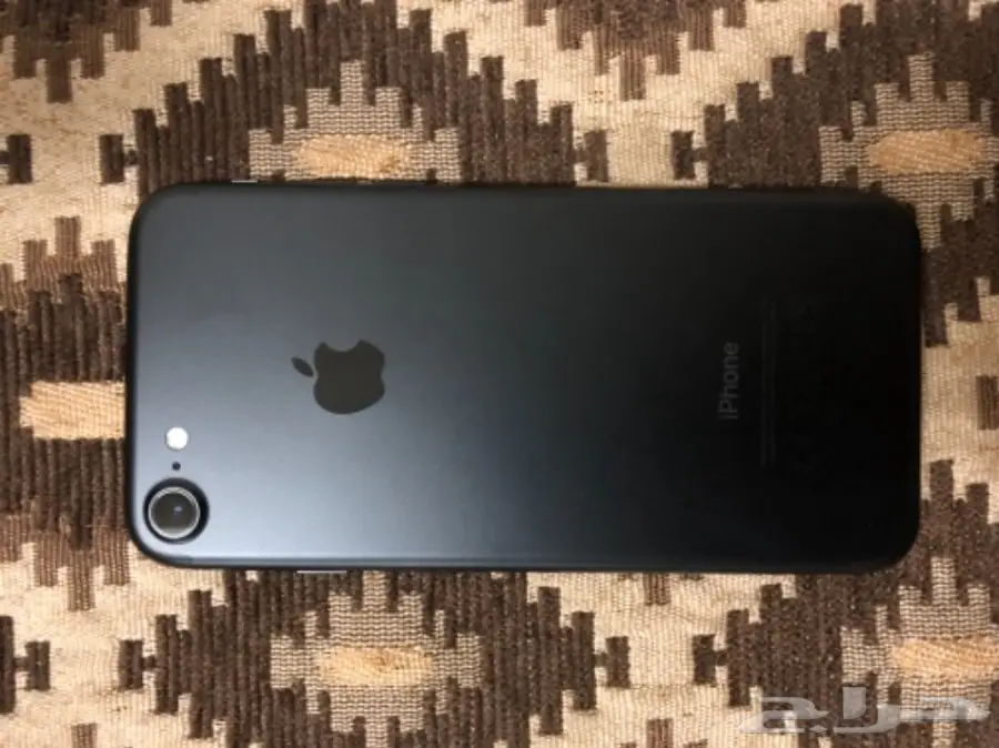 ايفون 7 اسود مطفي 128 نظيييف