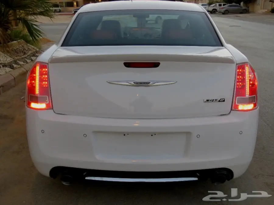 كرايزلر SRT8 سعودي 2012  (image 4)