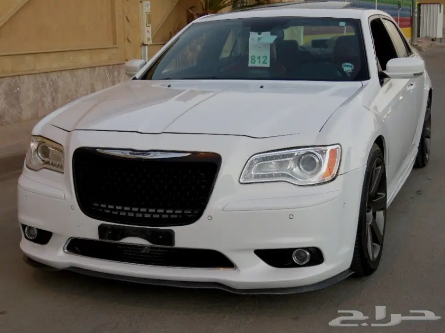 كرايزلر SRT8 سعودي 2012  (image 10)