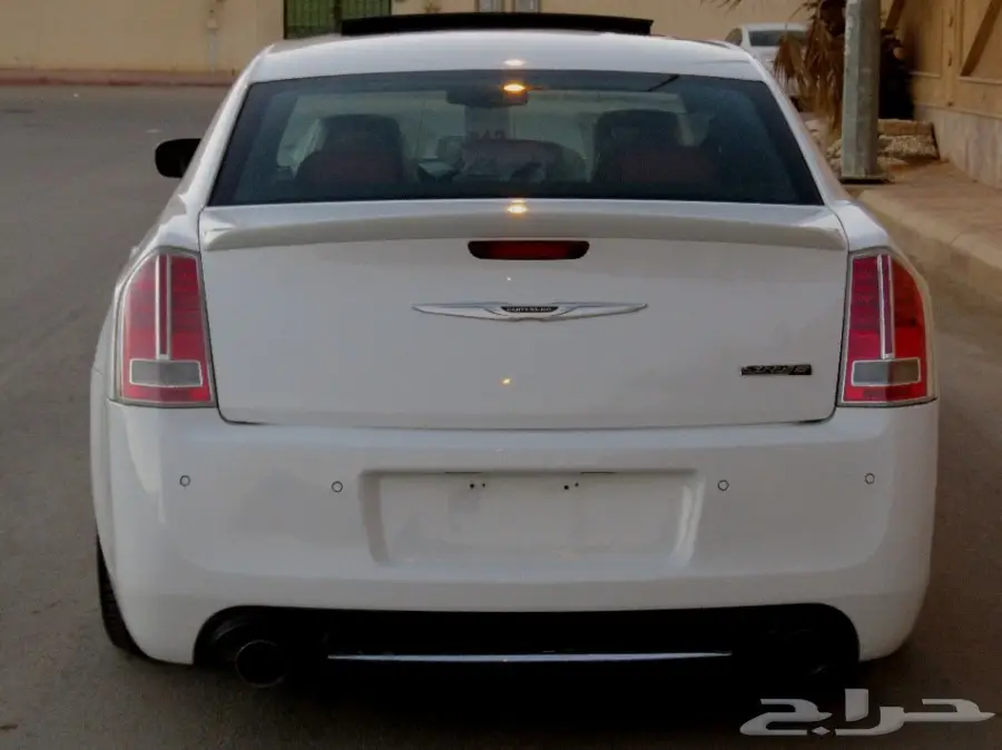 كرايزلر SRT8 سعودي 2012  (image 13)