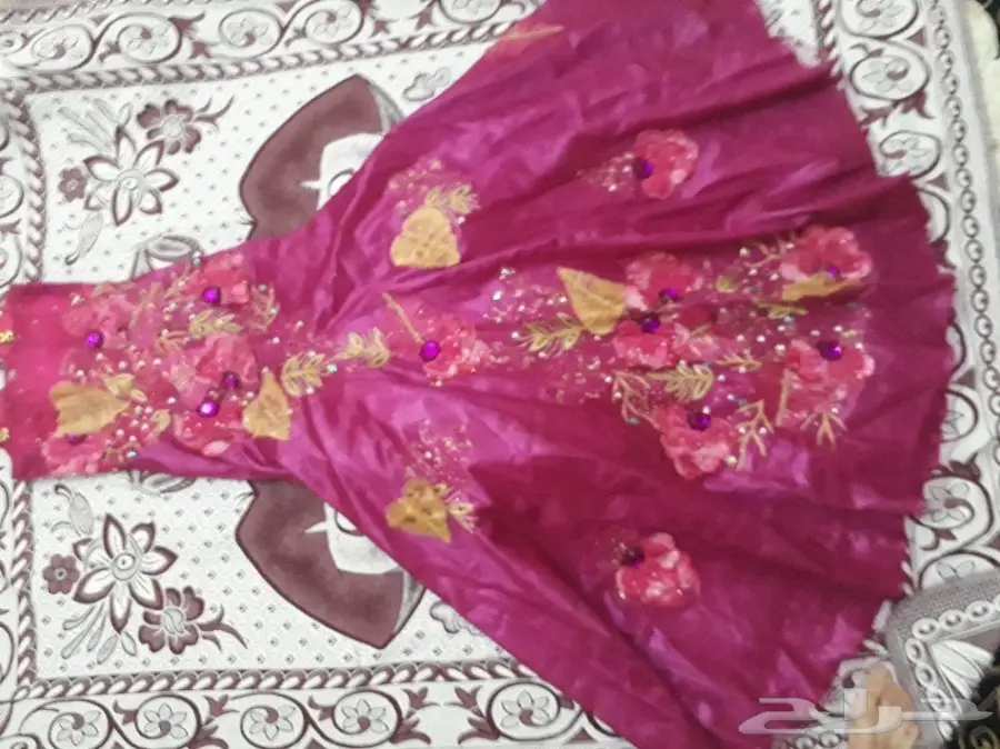 مفرش عرايس وشنط وفساتين  (image 8)