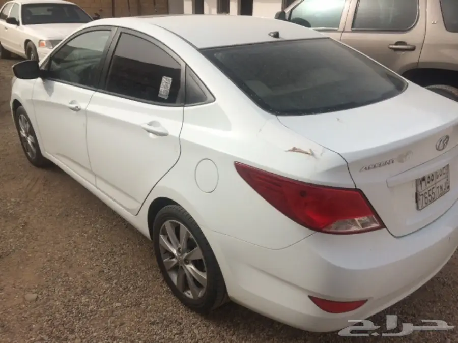 للبيع اكسنت 2016 فل كامل  (image 4)