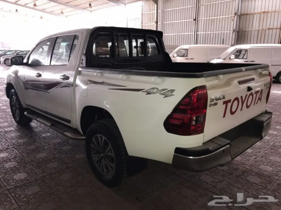 هايلكس غمارتين فل كامل 2018 ابيض سعودى - سما2 (image 20)