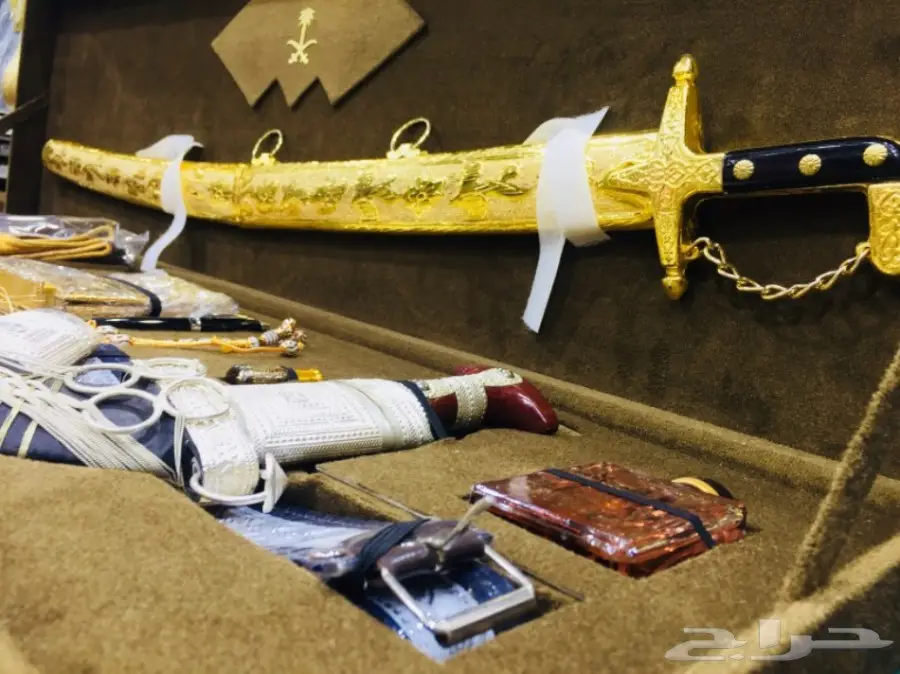 طقم هدية فاخر ويجمل بكل تفاصيله شاهد الصور  (image 10)