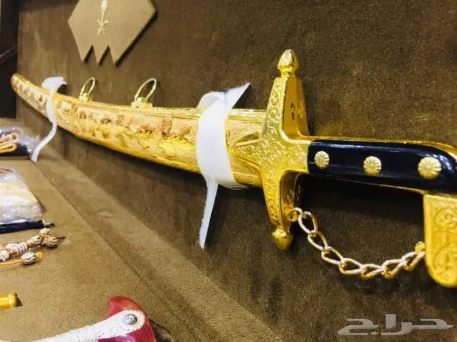 طقم هدية فاخر ويجمل بكل تفاصيله شاهد الصور  (image 11)