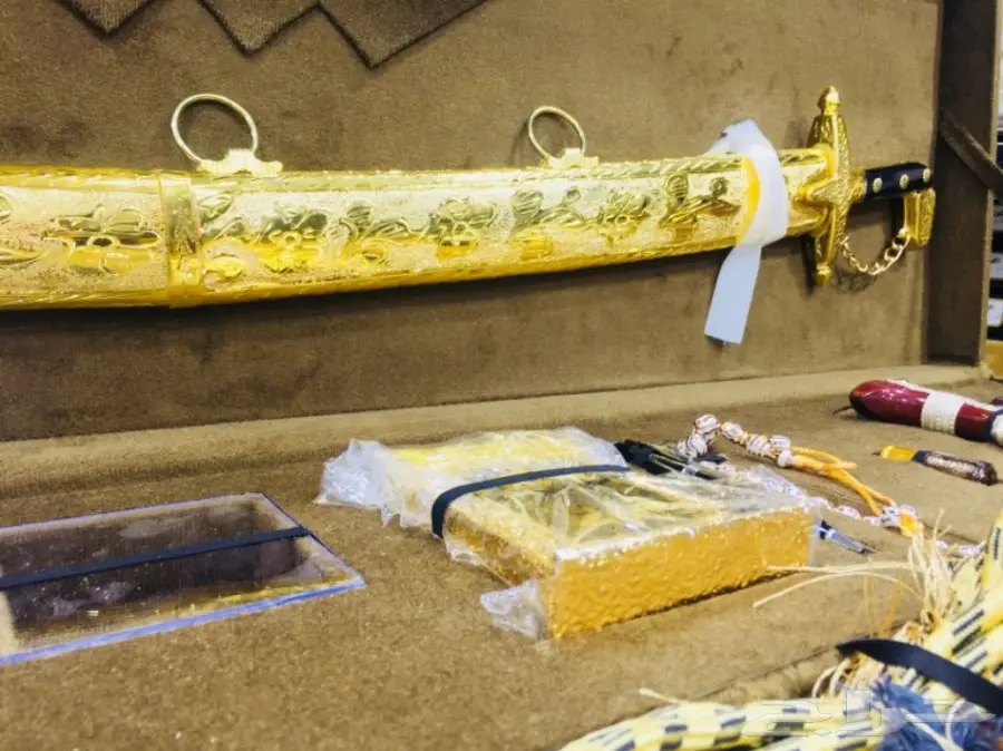 طقم هدية فاخر ويجمل بكل تفاصيله شاهد الصور  (image 16)