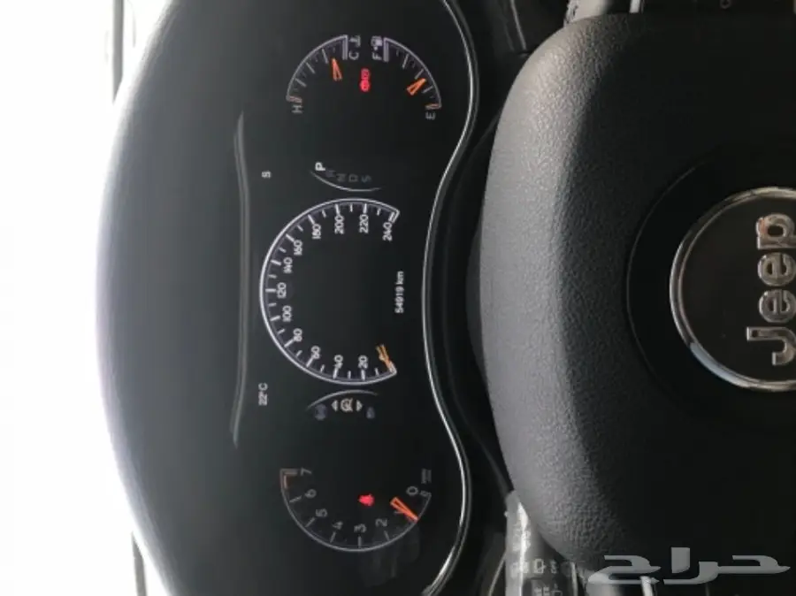 جيب قراند شيروكي 2015 (image 2)