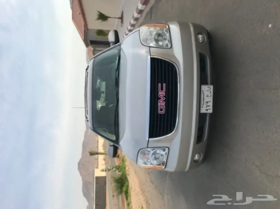 للبيع يوكن 2007 اللون فضي (image 1)