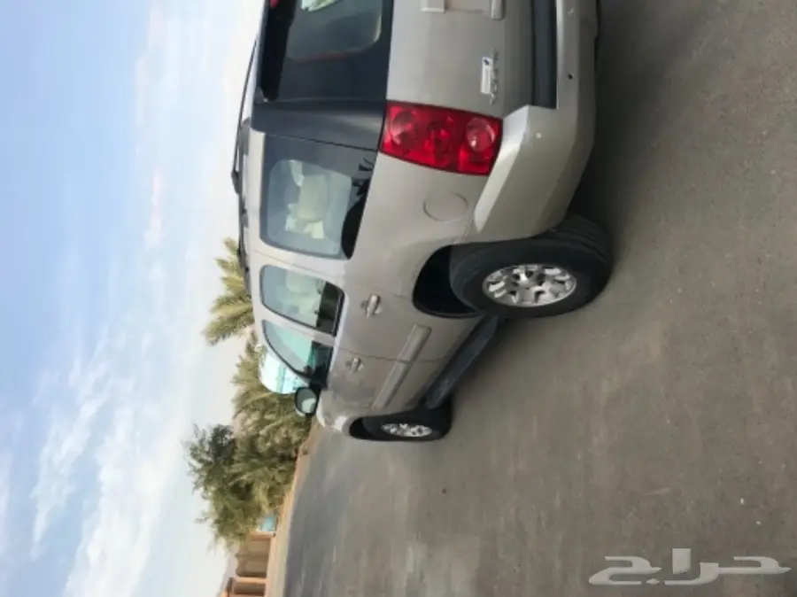للبيع يوكن 2007 اللون فضي (image 4)